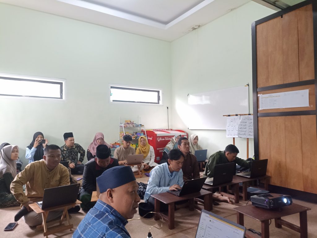 Darurat Administrasi TPQ di Malang, DPC FKPQ Malang Lakukan Pendampingan EMIS di TPQ Darunnajah Darurat Administrasi TPQ di Malang, DPC FKPQ Malang Lakukan Pendampingan EMIS di TPQ Darunnajah