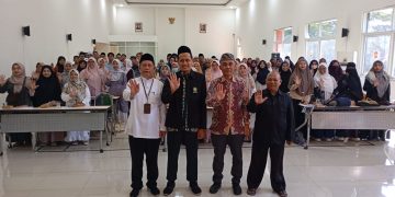 Guru Ngaji Al-Qur’an Kota Malang Gelar Deklarasi: Pastikan Lembaga Pendidikan Al-Qur’an Aman dan Ramah Anak Guru Ngaji Al-Qur’an Kota Malang Gelar Deklarasi: Pastikan Lembaga Pendidikan Al-Qur’an Aman dan Ramah Anak