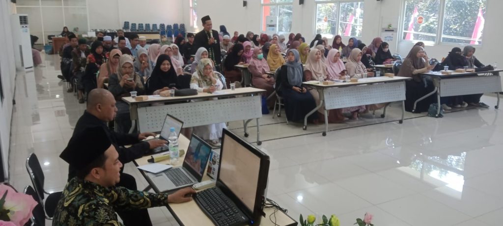 Gebrakan FKPQ Kota Malang: Latih Guru Ngaji Manfaatkan AI sebagai "Khadim" Tanpa Sentuh Zona Sakral